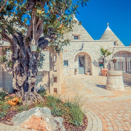 ロコロトンド Navolte Trulli E Quiete Con Piscinaヴィラ エクステリア 写真