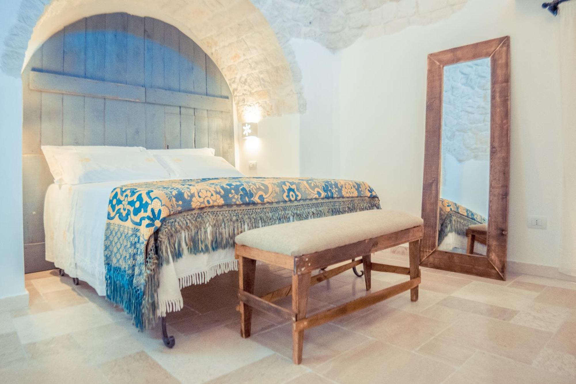 ロコロトンド Navolte Trulli E Quiete Con Piscinaヴィラ エクステリア 写真