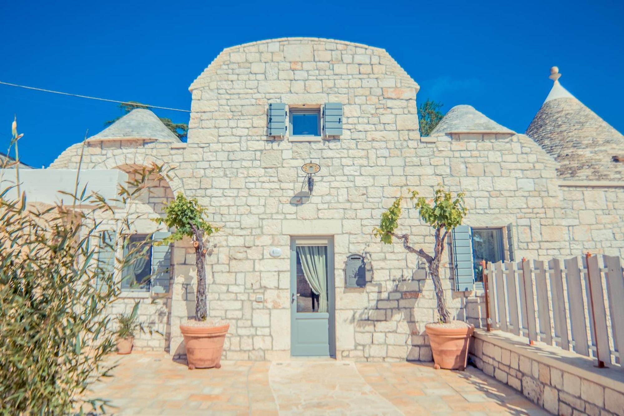 ロコロトンド Navolte Trulli E Quiete Con Piscinaヴィラ エクステリア 写真