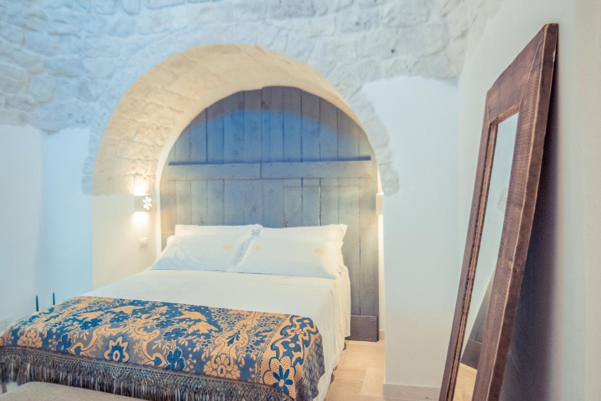 ロコロトンド Navolte Trulli E Quiete Con Piscinaヴィラ エクステリア 写真